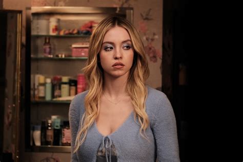 cassie howard nude|Euphoria S01E01 Sydney Sweeney as Cassie Howard (Topless。